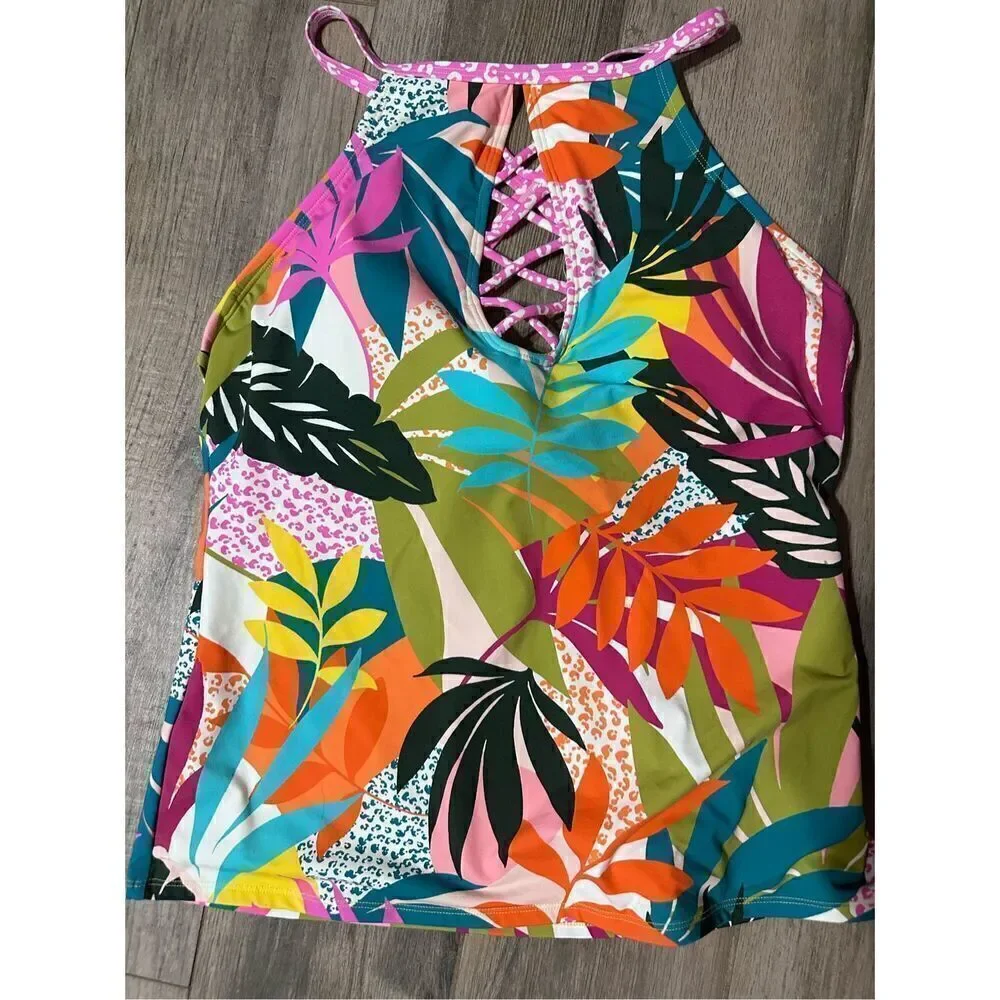 NEW. Bleu Rod Beattie underwire tropical print high neck tankini top. 10. Retail